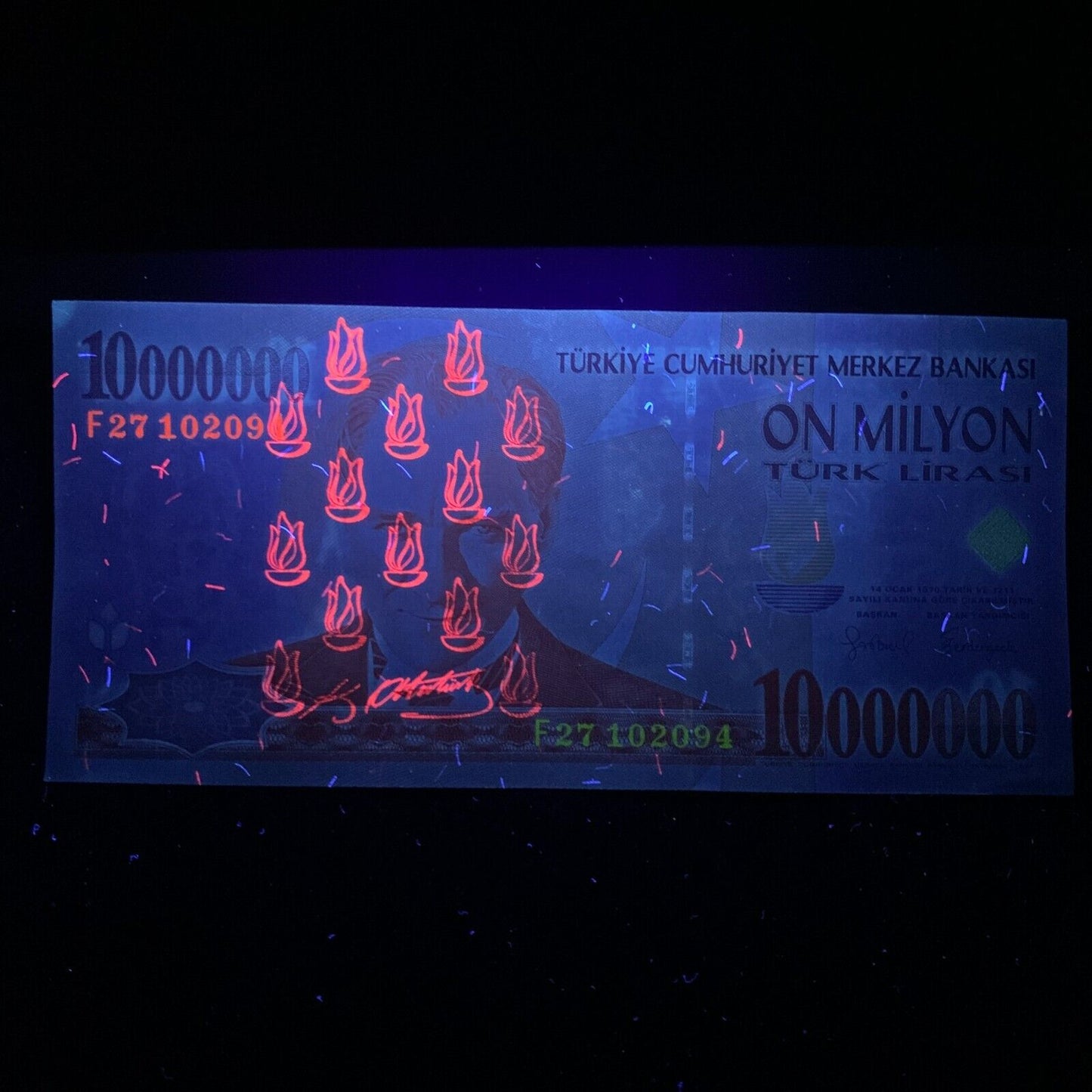 【未使用】【トルコ】1000万リラ紙幣
